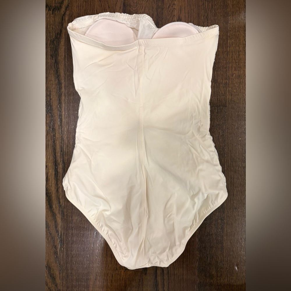 Gottex Cream One Piece Swimsuit - Picture 3 of 5